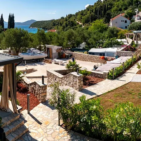 Sun And Sky Hébergement de vacances *